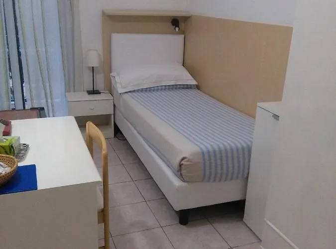 Center Szálloda 3*